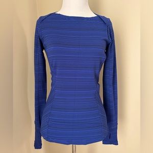 Lululemon Kanto Catch Me size 4 top sapphire blue stripe. Like new.